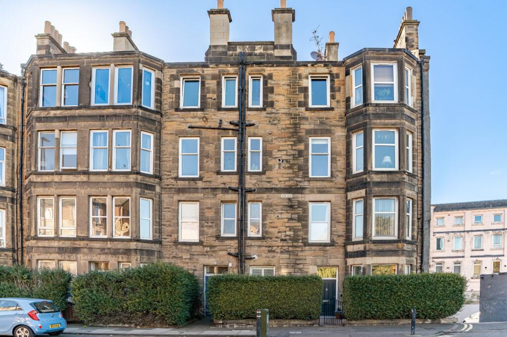 Main image of property: 16/10 Marionville Road, Edinburgh, EH7