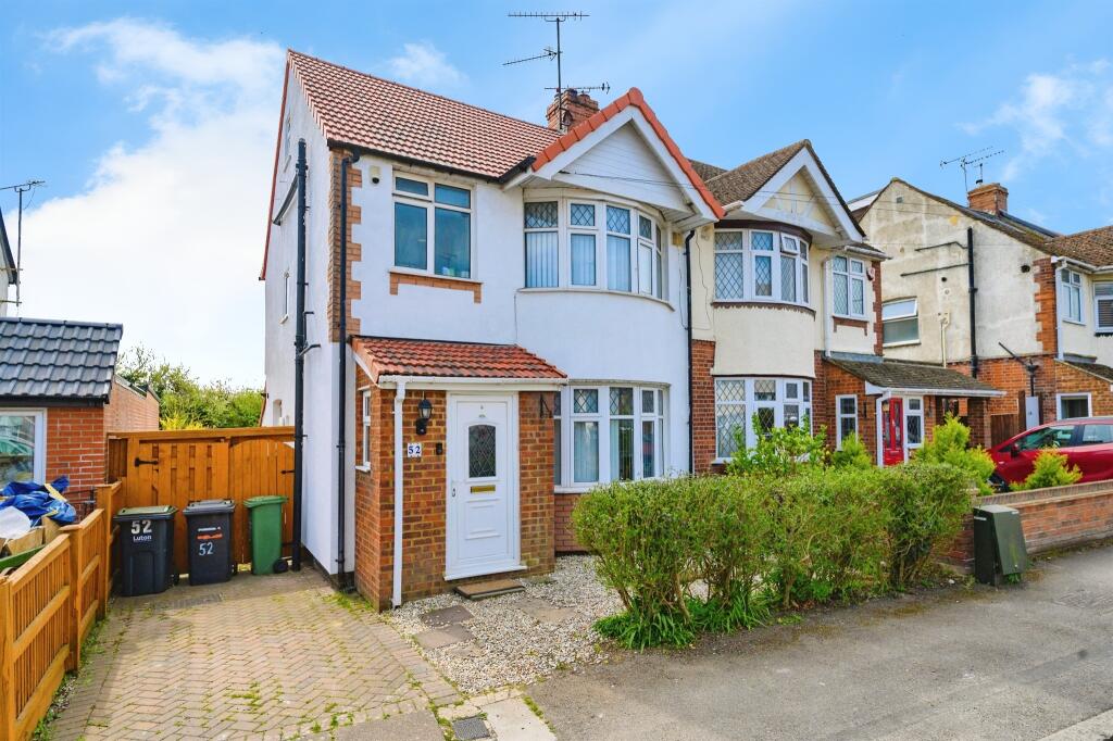 Main image of property: Grosvenor Road, Luton