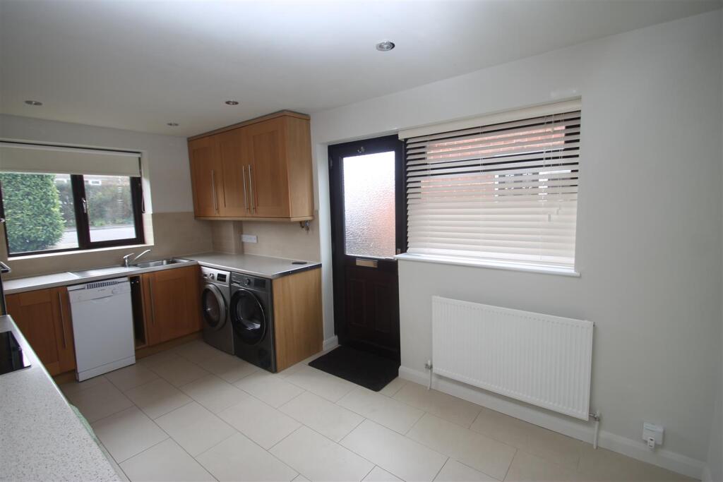 Oakwood Road, Wetherby - View 4