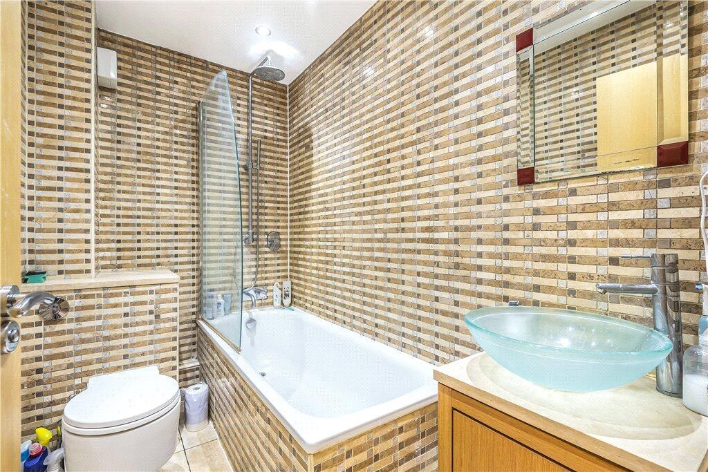 Apartment in London, St John's Estate, Bermondsey - View 3