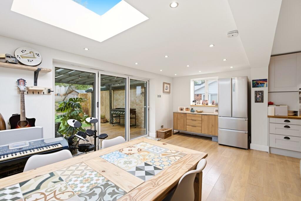 House in Harpenden, Roundwood - View 5