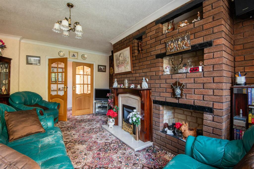 West Paddock, Leyland photo 4