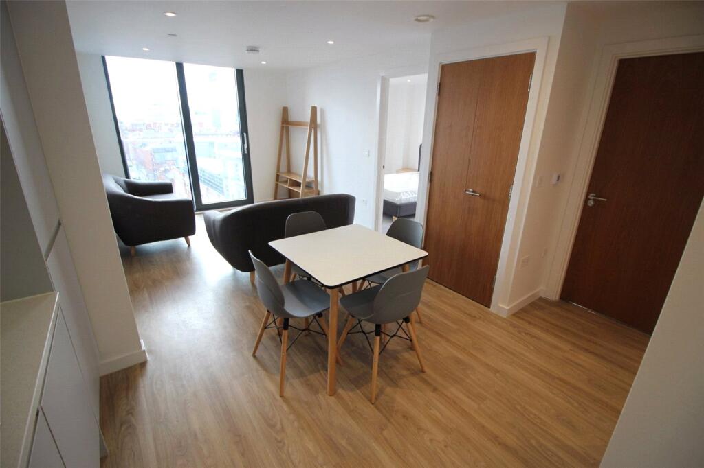 Apartment in Manchester - View 4