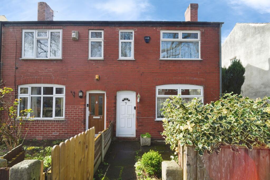 Main image of property: Albert Avenue, Manchester, M28