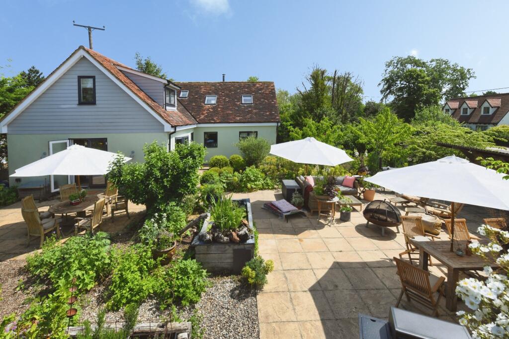 Main image of property: Drury Lane, Dunmow, CM6