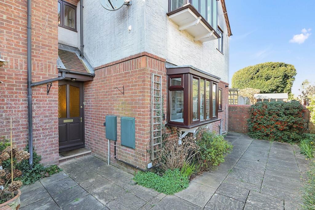 Main image of property: Greenways, Pangbourne