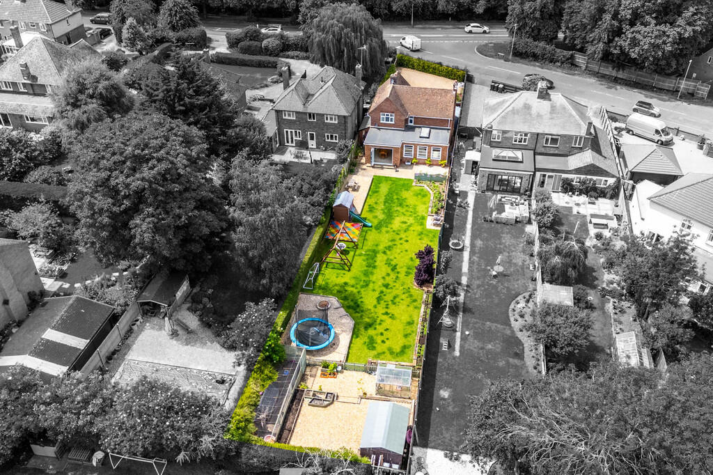 Windmill Banks, Higham Ferrers - View 4