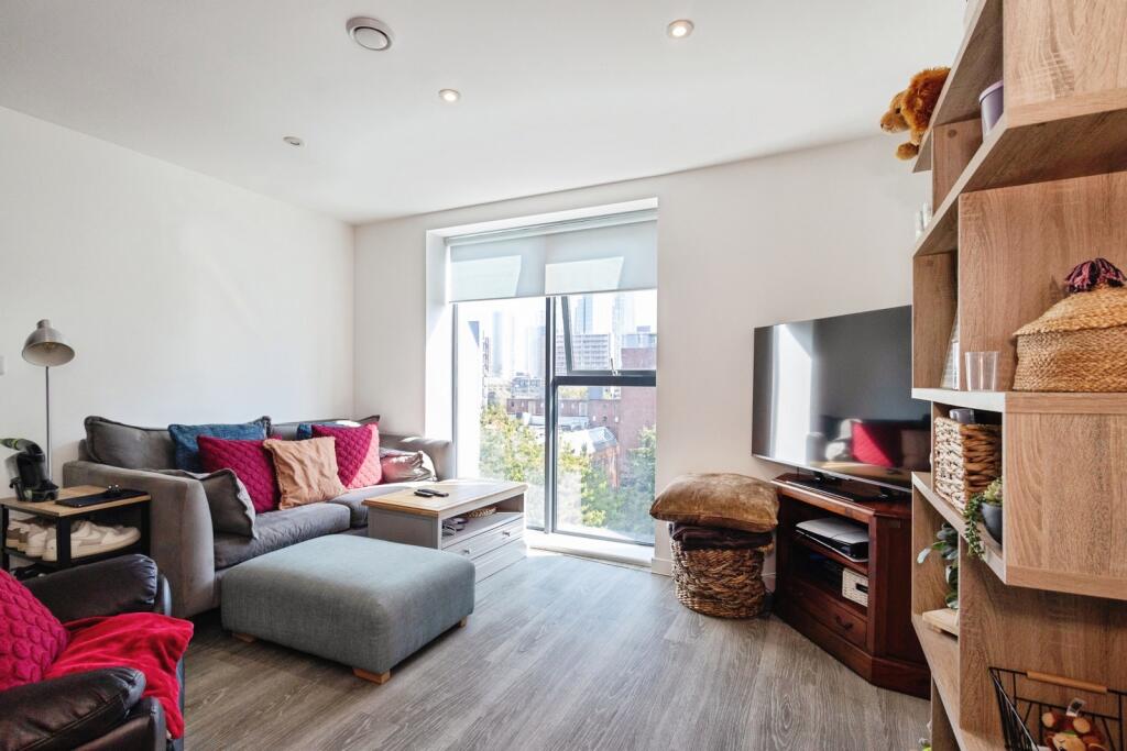 Apartment in Manchester - View 3