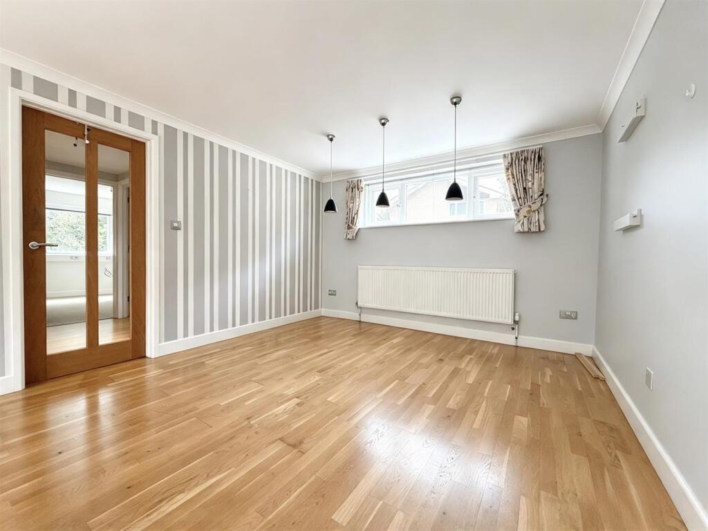 House in Exeter - View 4