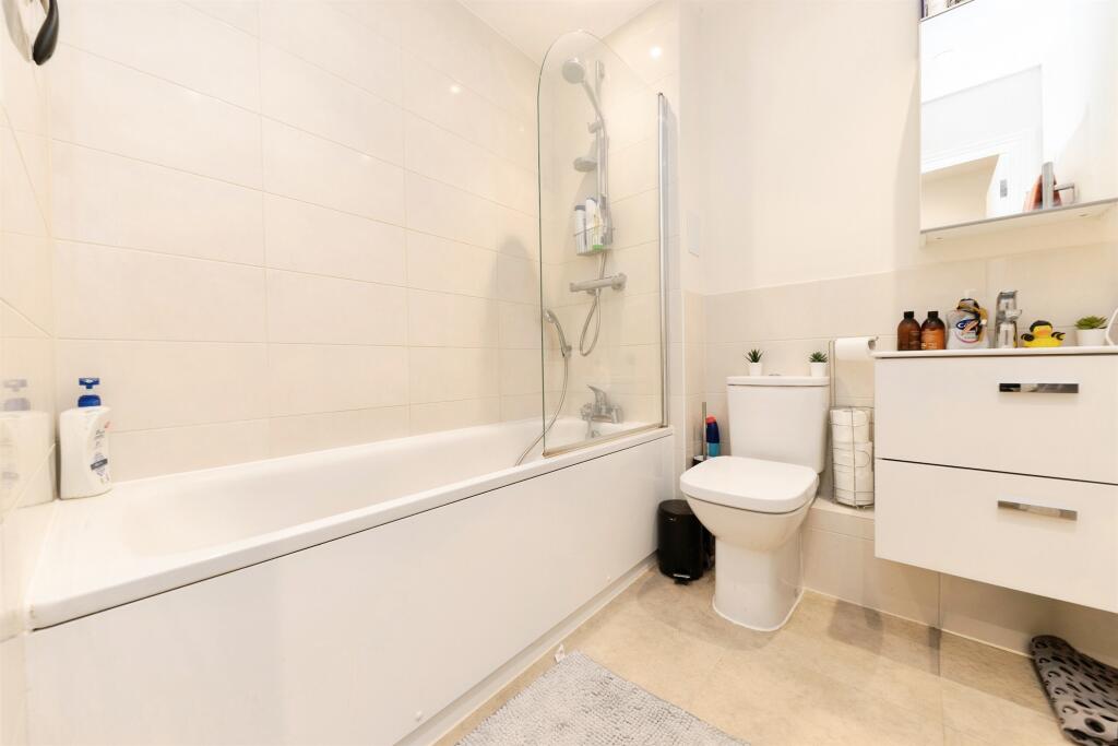 Additional image 11 of Bessemer Road, WELWYN GARDEN CITY