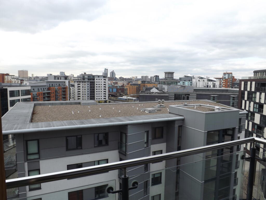 Apartment in Leeds - View 2