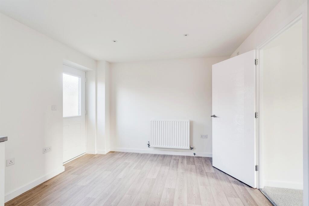 House in South Marston, Swindon - View 3