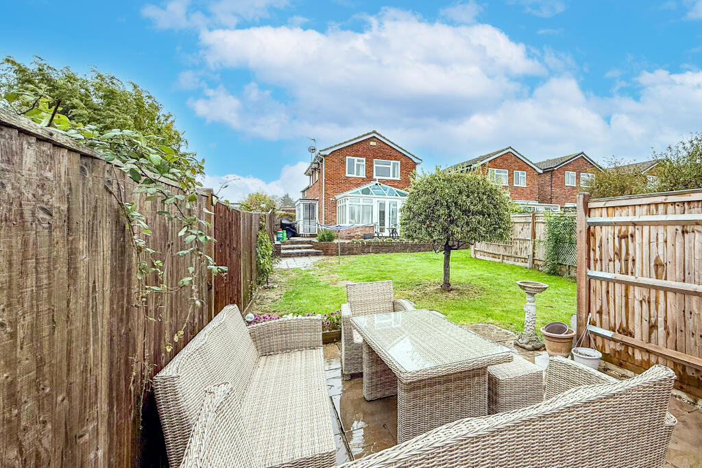House in Eastbourne, Willingdon and Jevington - More
