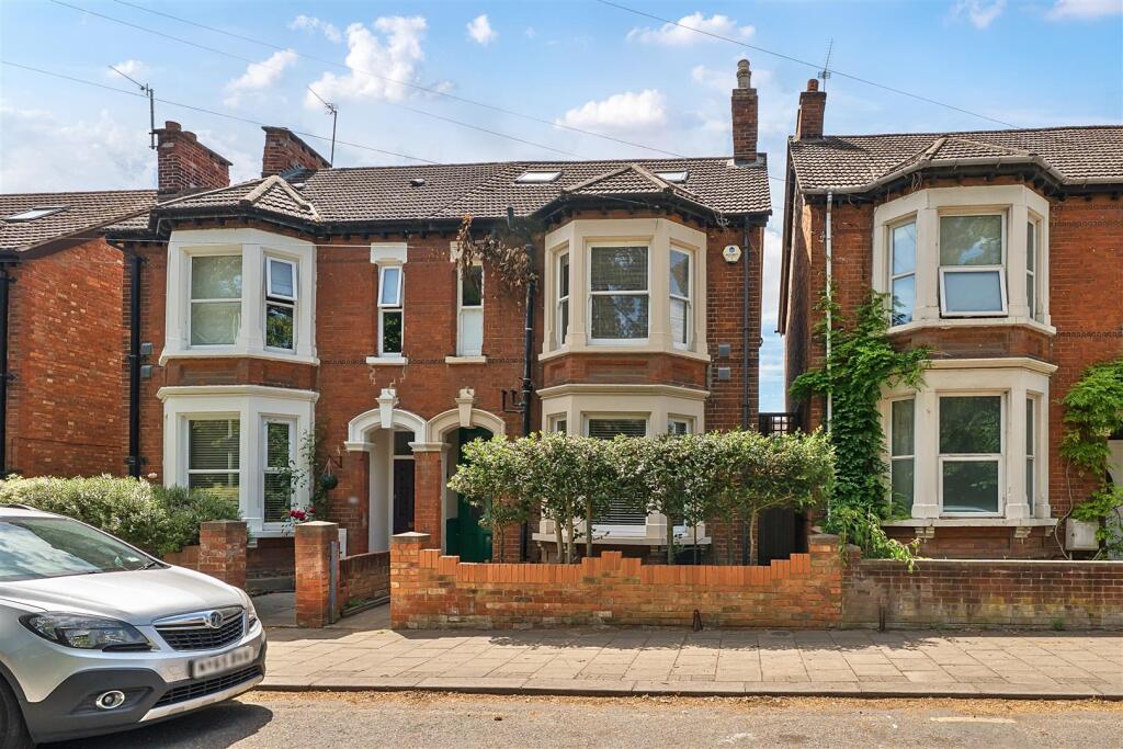 Main image of property: Foster Hill Road, Bedford
