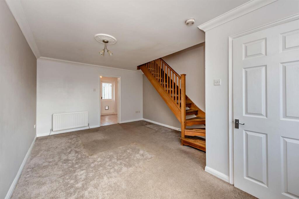 House in Tandridge, Godstone - More