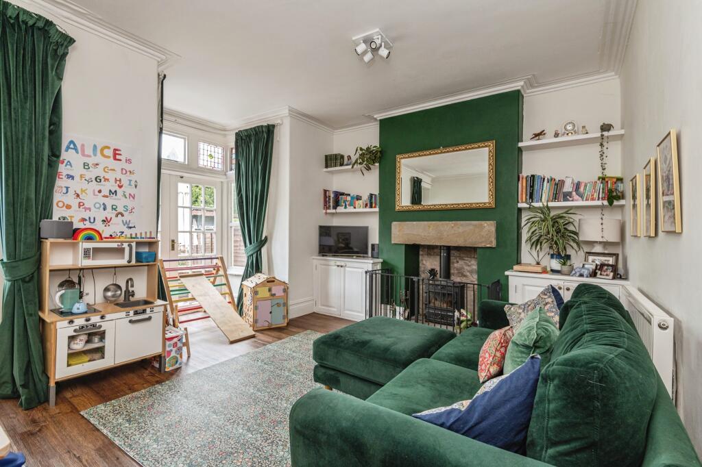 St. James Terrace, Leeds, LS18 photo 2