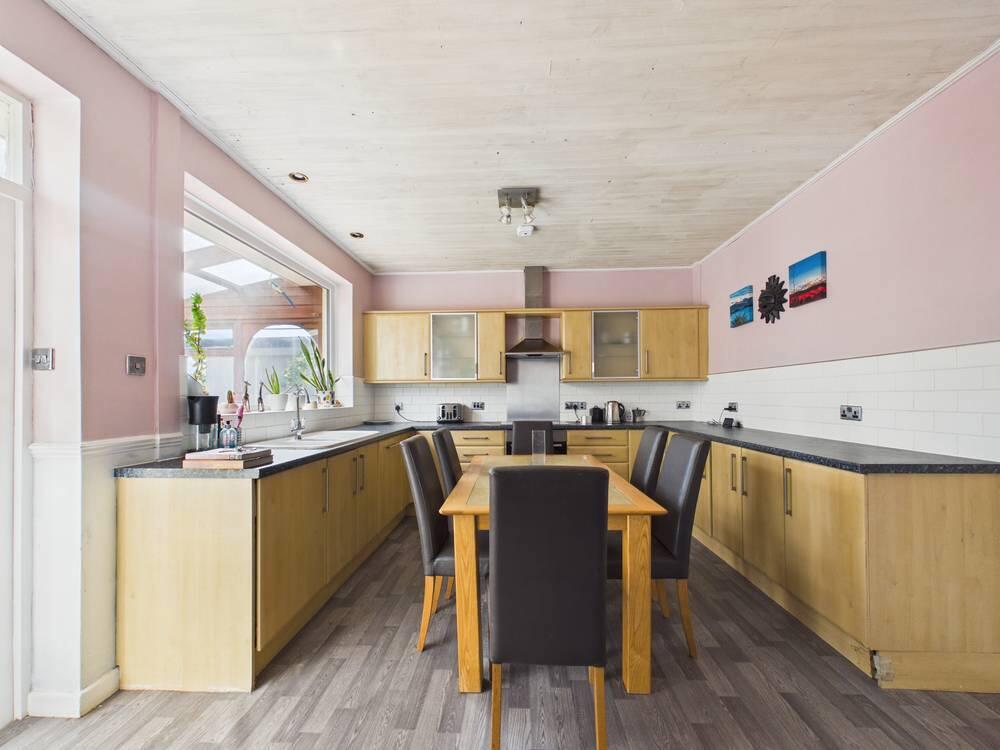 Badminton Road, Downend, Bristol, BS16 photo 5