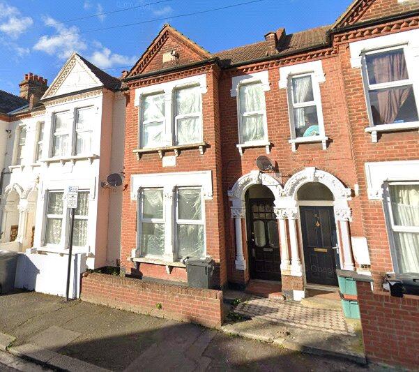 Main image of property: Nova Road, Croydon, CR0