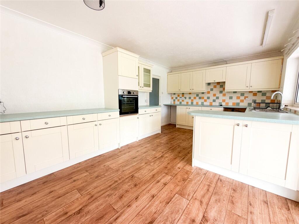 House in Highbridge, Alstone, West Huntspill - View 5