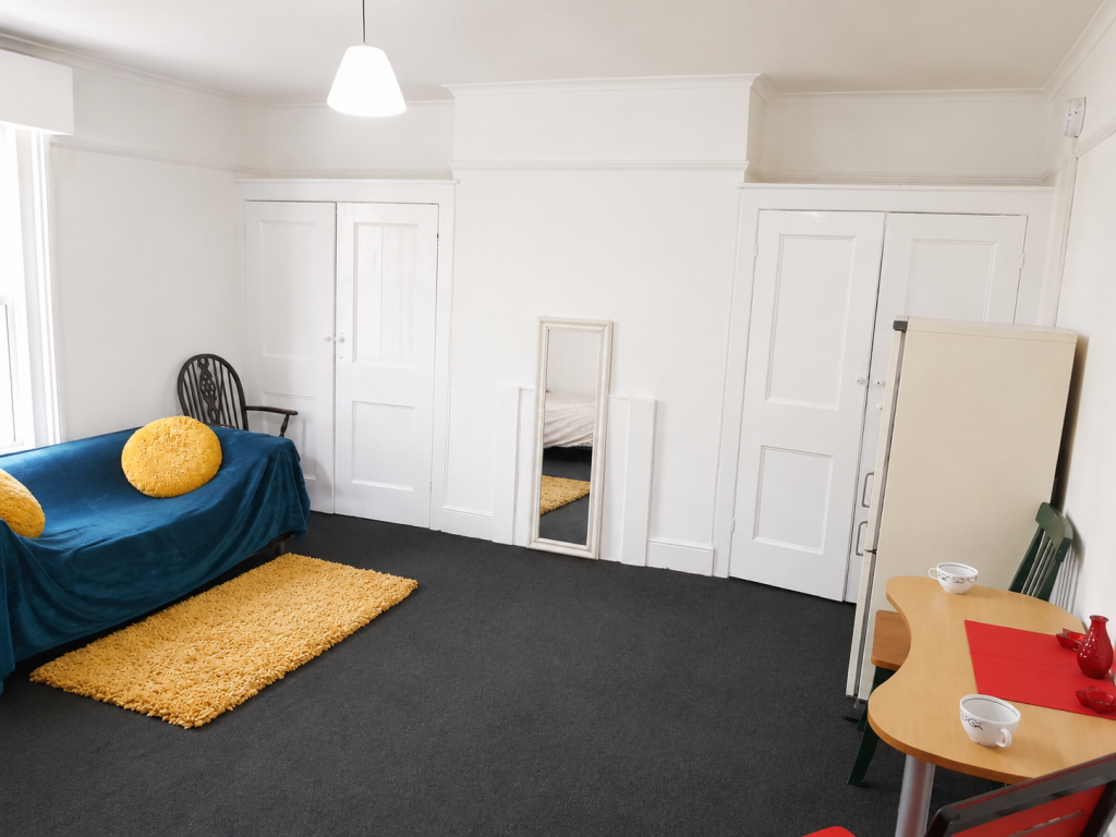 Queens Terrace, Southampton, SO14 - View 3