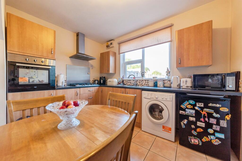 House in Nottingham - View 3