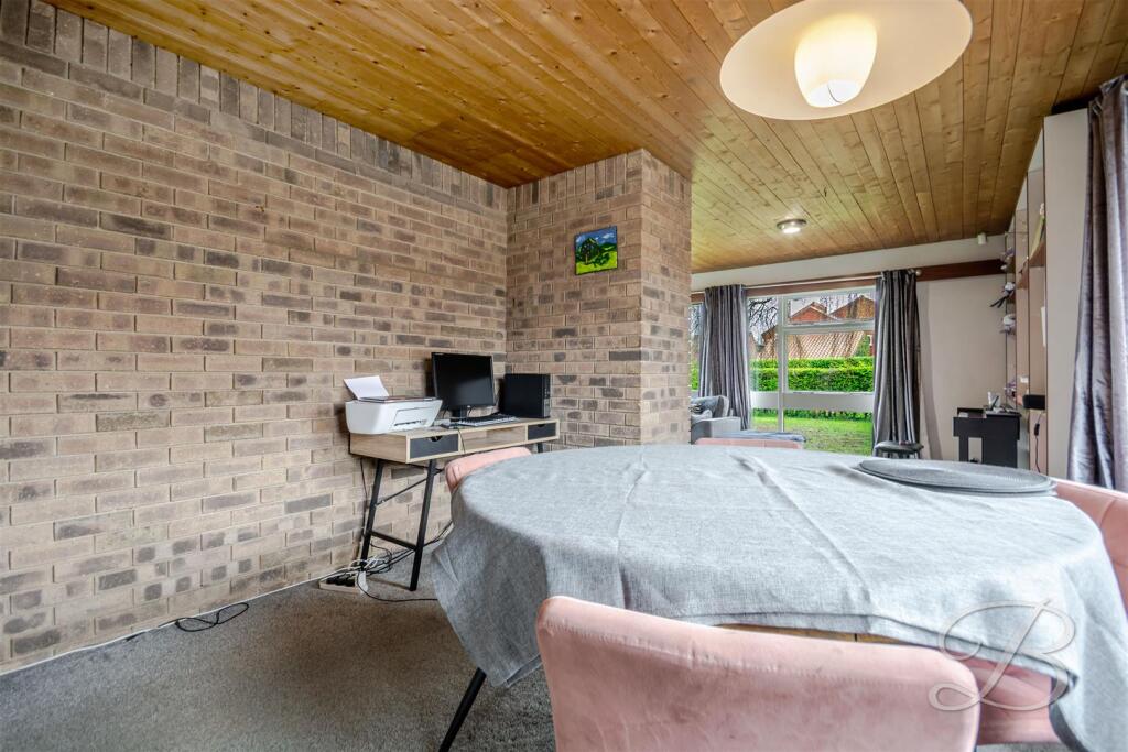 House in Newark and Sherwood, Farnsfield - View 5