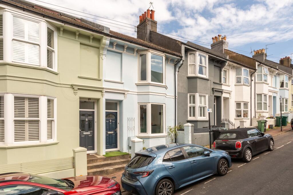 Main image of property: Carlyle Street, Brighton