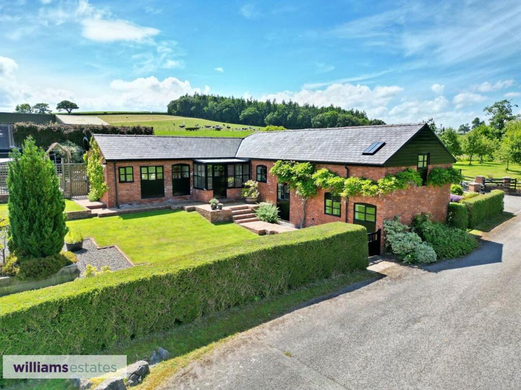 4-bed other on Coppi Road, Denbigh, LL16, £510,000