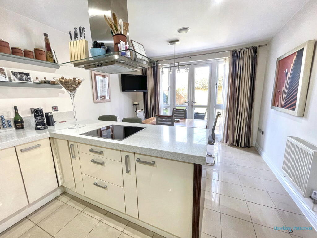 Additional image 3 of 12 Oakland Close (Off Hampton Lane), Solihull, B91 2QB