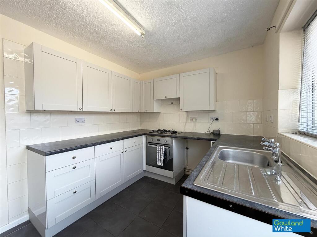 Whitwell Close, Stockton-On-Tees TS18 3JQ photo 2