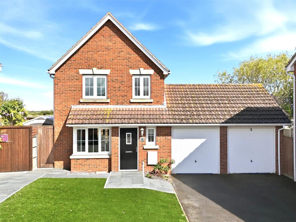 Main image of property: Havengore Close, Great Wakering, Southend-on-Sea, Essex, SS3