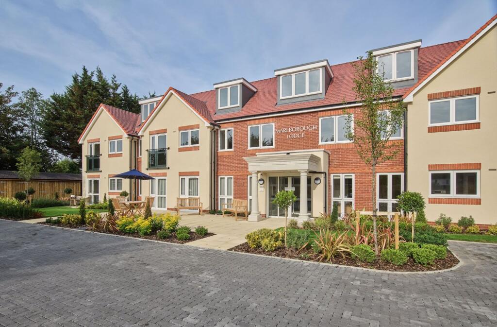 1-bed house on 12 Marlborough Lodge, Green Road, Kidlington, Oxfordshire OX5 2EU, £295,000
