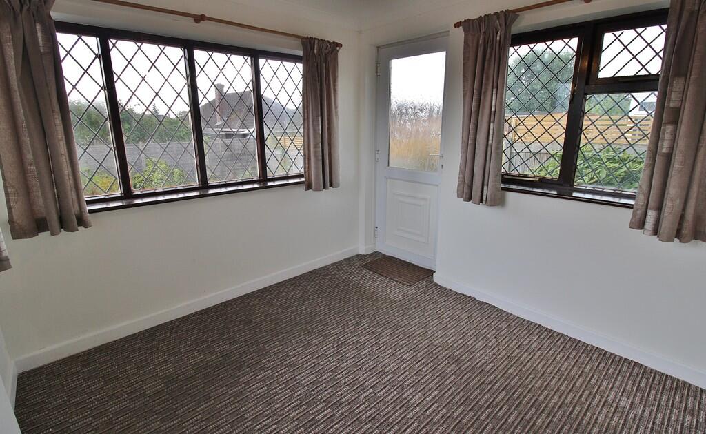 House in Fareham, Heathfield - More