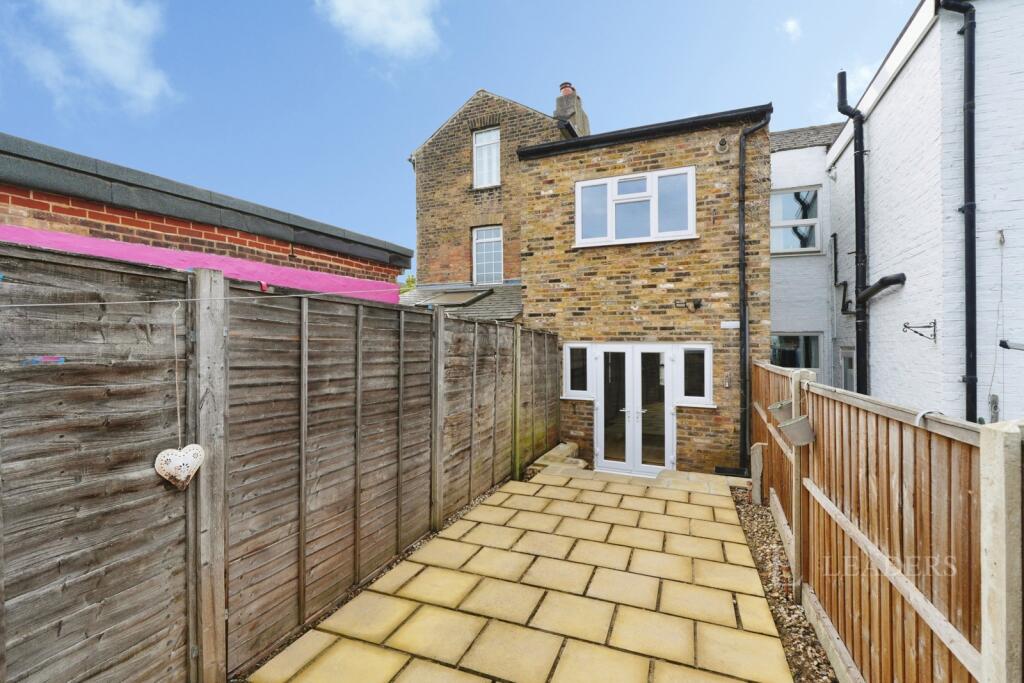 House in Bromley - View 3