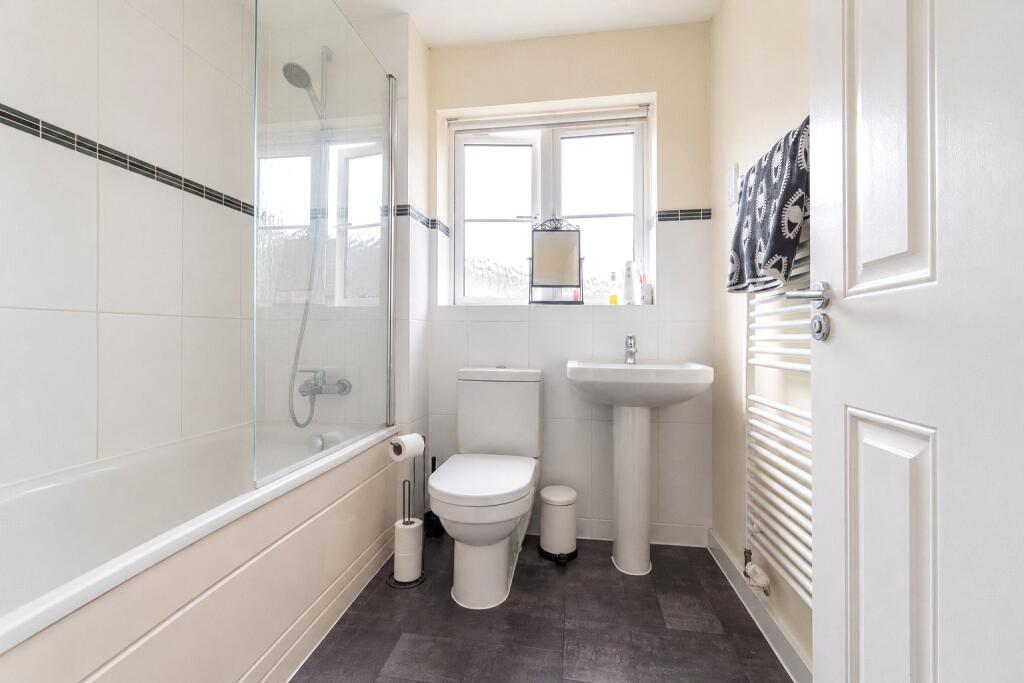 House in Marlborough - View 5