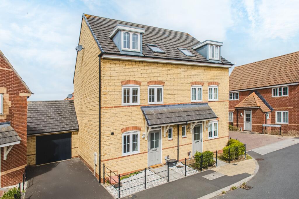 3-bed semi-detached on Greycing Street, Swindon, SN25, £335,000