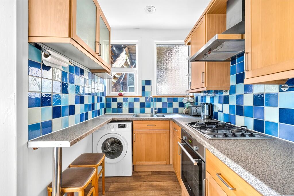 Apartment in London, Hanwell - View 5