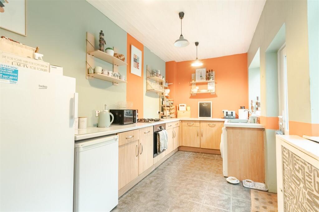 House in Lancaster - View 3