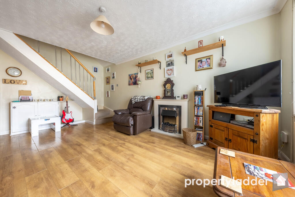 130 Chestnut Avenue photo 3