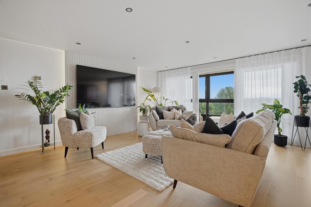 Main image of property: 82 Templeton Street, Glasgow, Glasgow City, G40 1EE