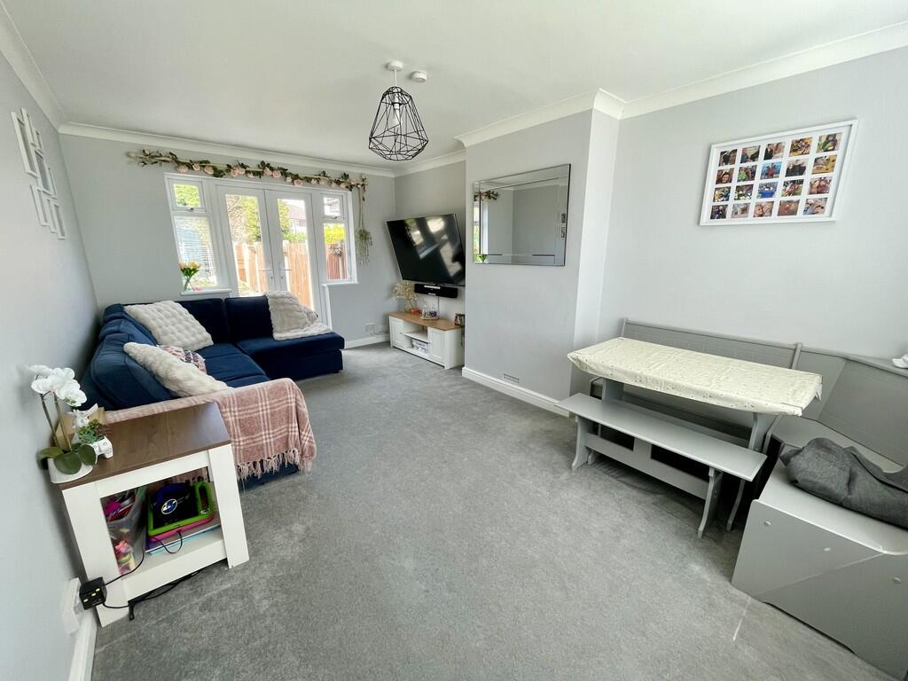 Allenby Close, Poole photo 4