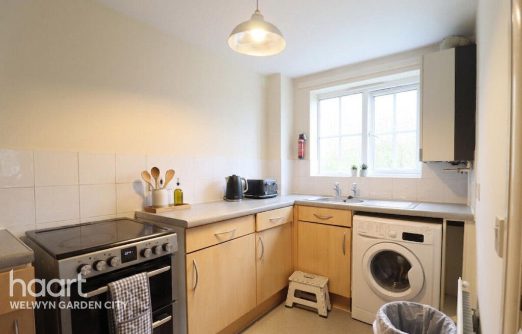 Additional image 6 of Cunningham Avenue, Hatfield