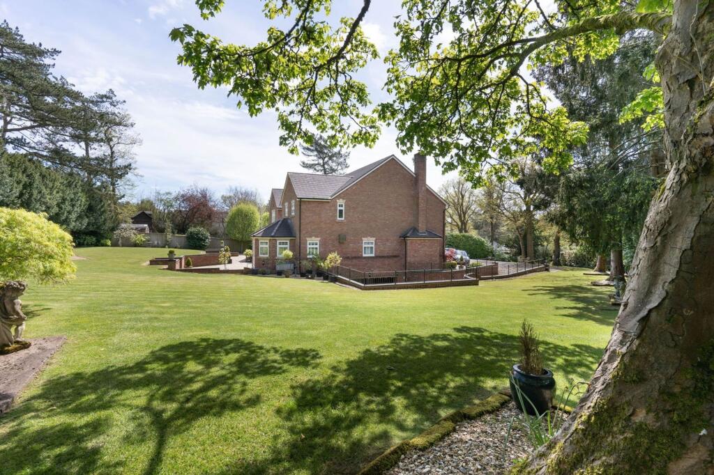 Additional image 28 of Plymouth Drive, Barnt Green, B45