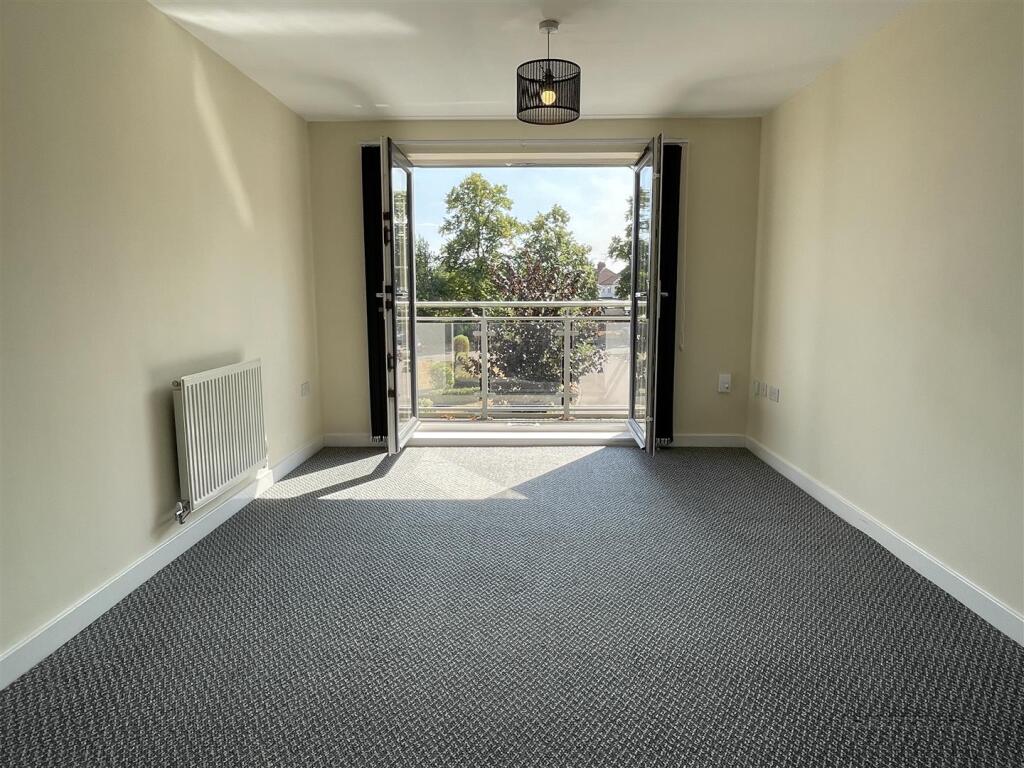 Apartment in Wolverhampton - View 2