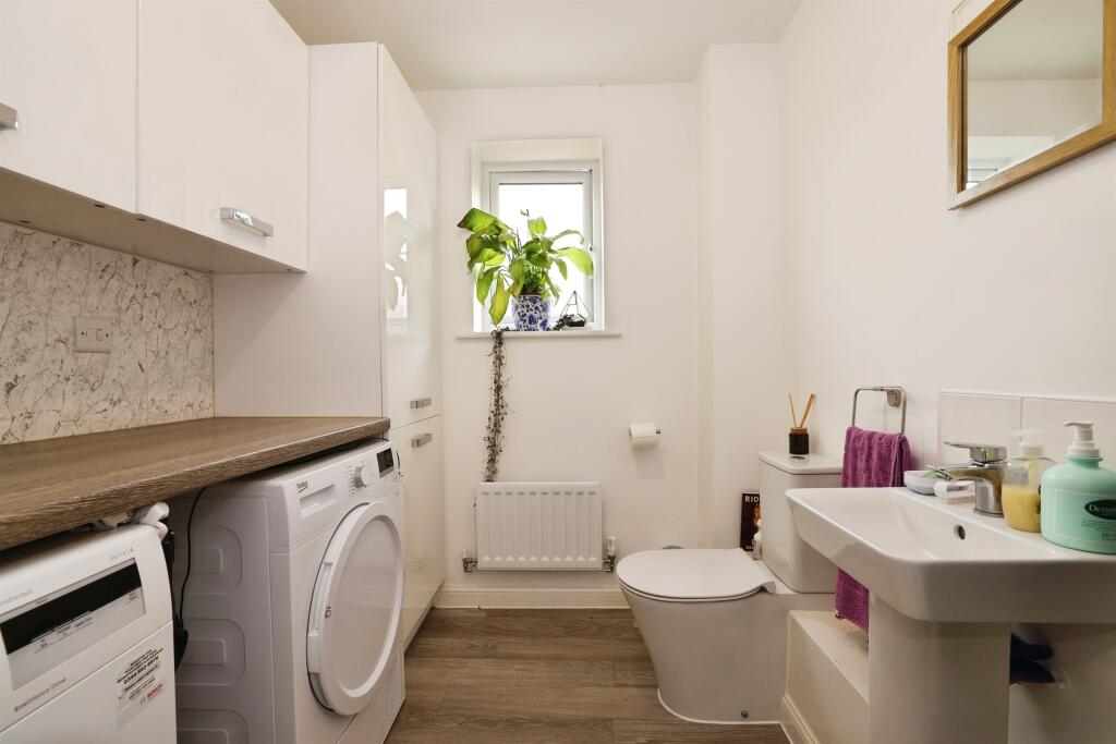 House in Salisbury, Amesbury - View 5