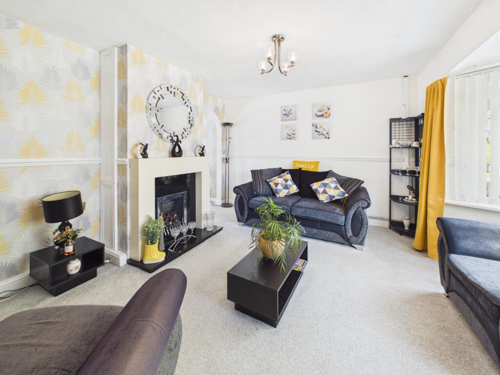 House in Derby, Oakwood - View 2
