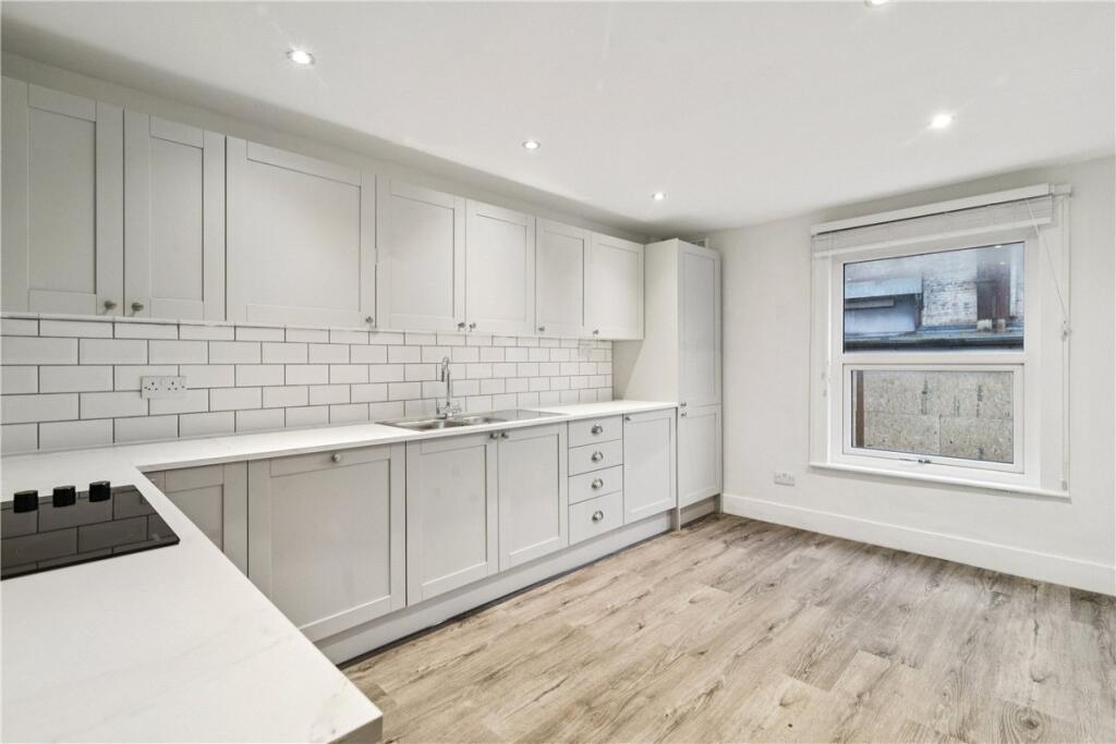 Main image of property: Glenelg Road, London, SW2