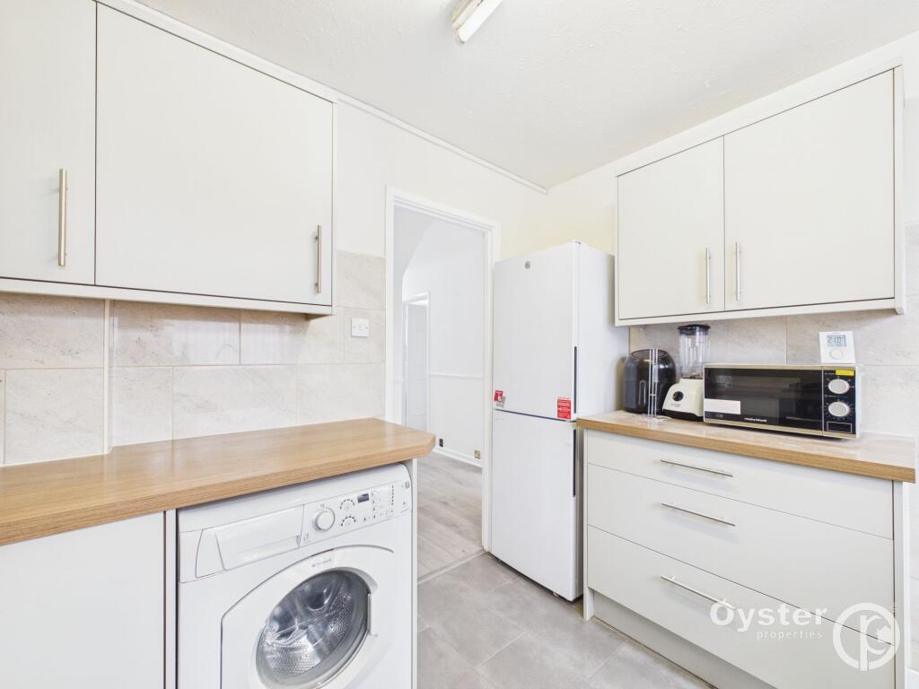 Apartment in London - More