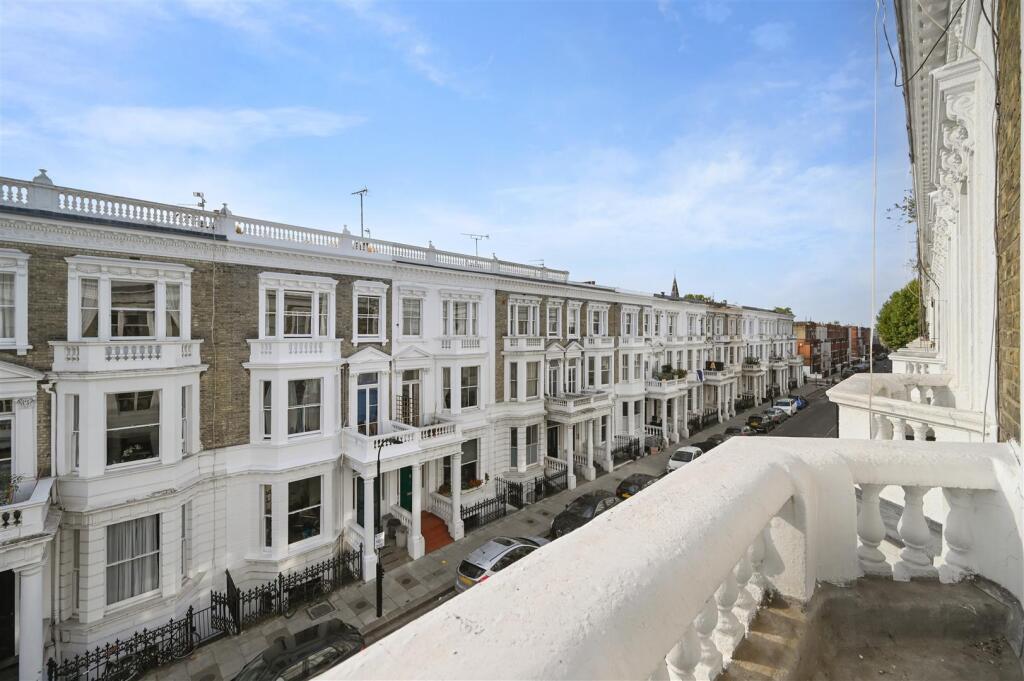 Apartment in London - View 3
