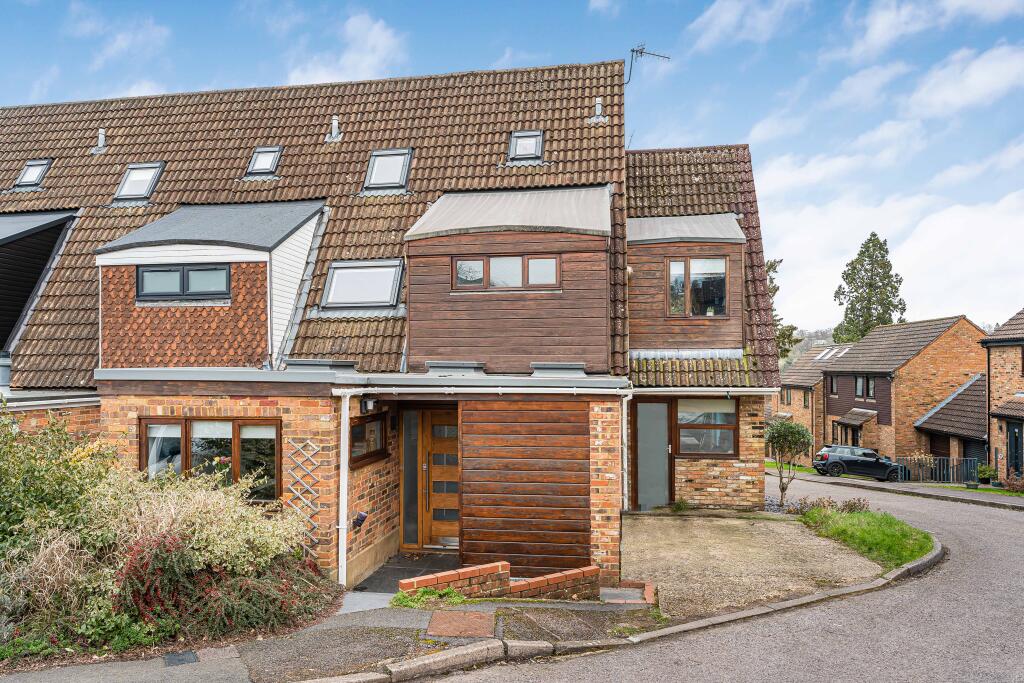 Main image of property: Priory Gardens, Berkhamsted, HP4